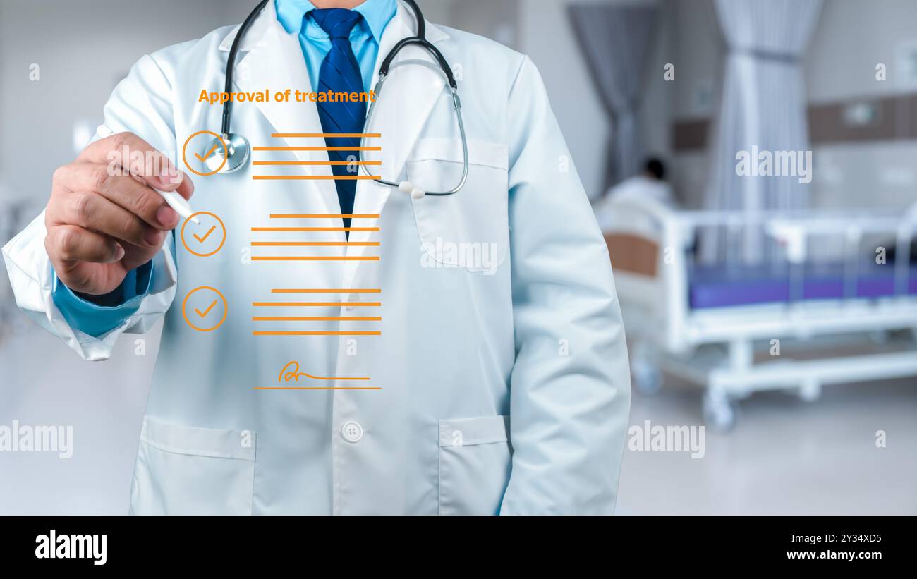 Il medico firma un documento che approva il trattamento del paziente. concetto medico. Concetto di trattamento medico, mani del dottore firmano documenti medici, Indicat Foto Stock