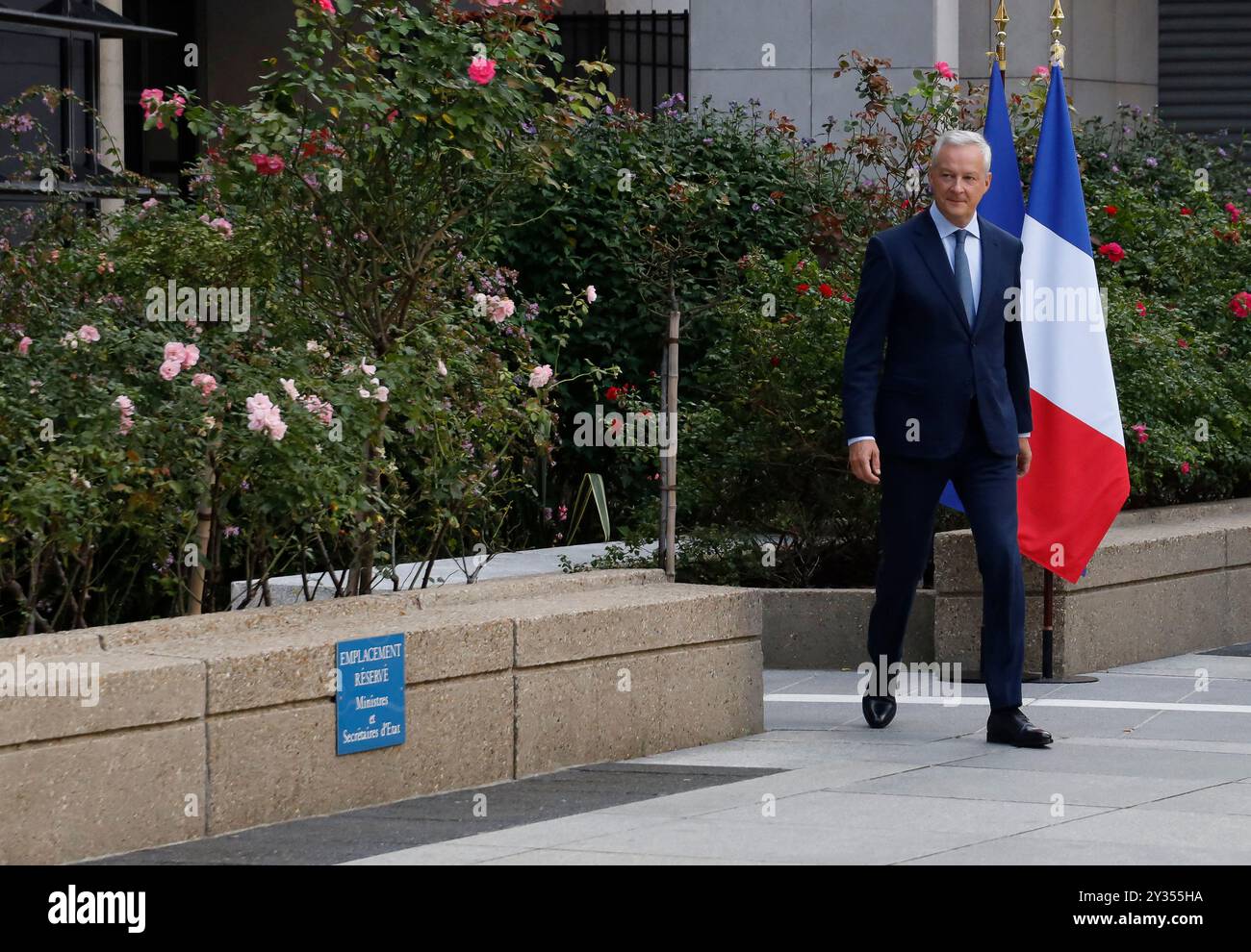 Bruno le Maire durante una cerimonia d'addio al Ministero francese dell'economia e delle finanze (Bercy), a Parigi, in Francia, il 12 settembre 2024. La Francia avrà un nuovo governo "la prossima settimana”, recentemente insediato il primo ministro conservatore Michel Barnier ha detto il 12 settembre, mentre ha sondato i candidati per la gestione dei ministeri di fronte a un parlamento impiccato imprevedibile. Foto di Jean-Bernard Vernier/JBV News/ABACAPRESS. COM credito: Abaca Press/Alamy Live News Foto Stock