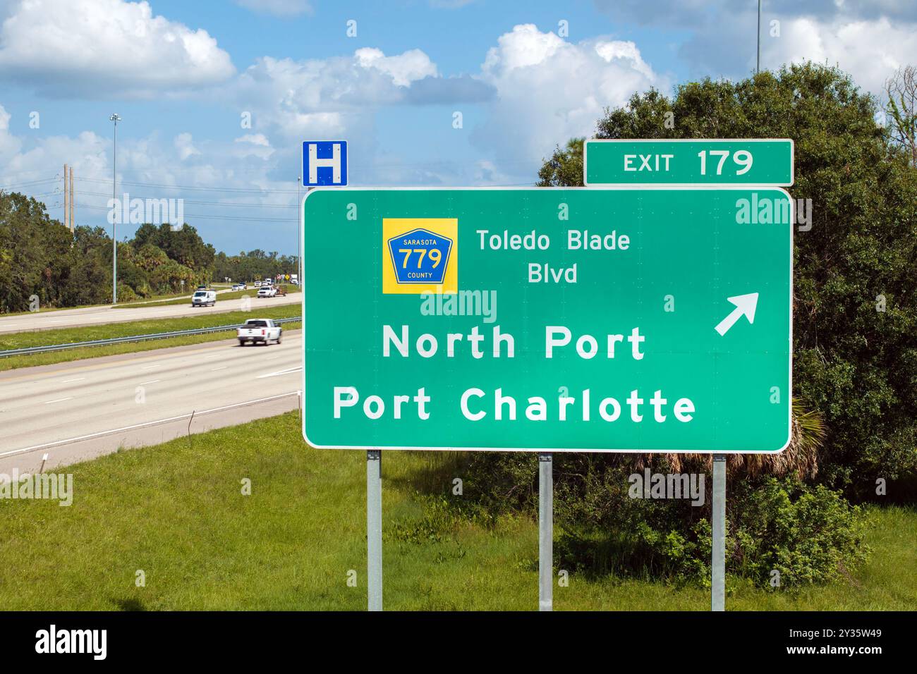 Cartello di uscita della superstrada americana in Florida. Raccordo autostradale dell'Interstate 75 in direzione di North Port e Port Charlotte. Foto Stock
