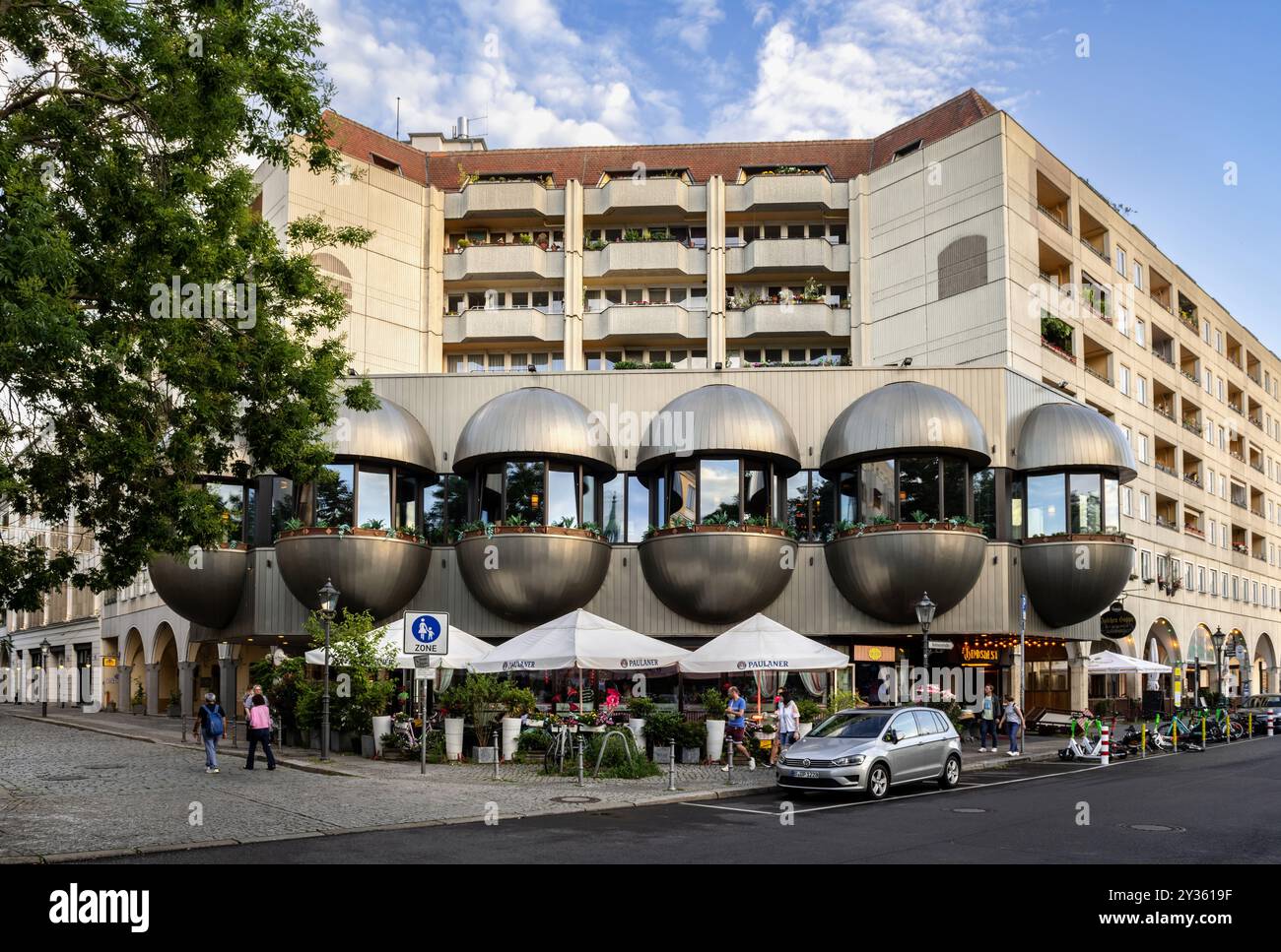 Ristorante di Bird's Nest (tedesco: Schwalbennest) a Berlino. Foto Stock