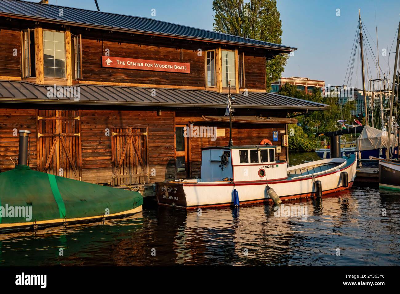 Storica nave da pesca MS Wolf al Center for Wooden Boats on Lake Union, Seattle, Washington, USA [Nessuna pubblicazione; solo licenze editoriali] Foto Stock