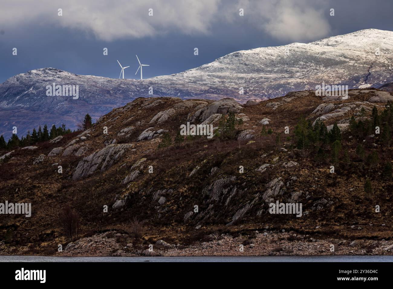 Paesaggio delle Highlands scozzesi con neve Foto Stock