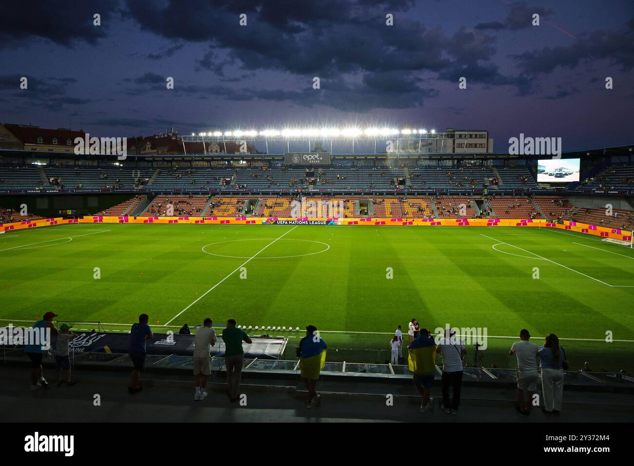 Praga, Cechia - 7 settembre 2024: Vista panoramica dell'Epet Arena (generali Arena o Stadio Letna) a Praga durante la partita della UEFA Nations League Ucraina contro Albania. Capacità 18.887 Foto Stock
