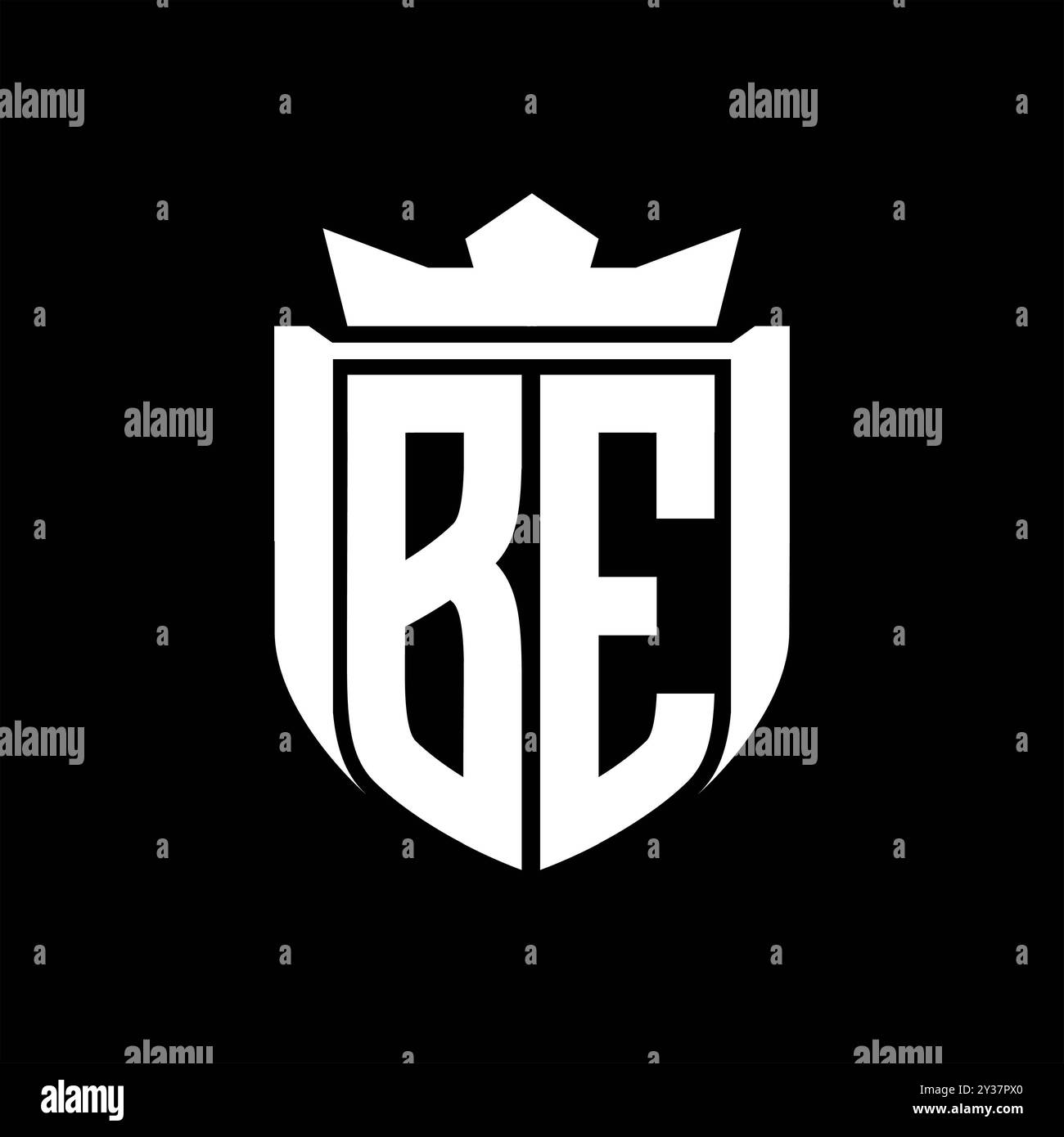Logo BE Letter con forma a scudo all'interno dello scudo logo corona su sfondo nero modello Foto Stock
