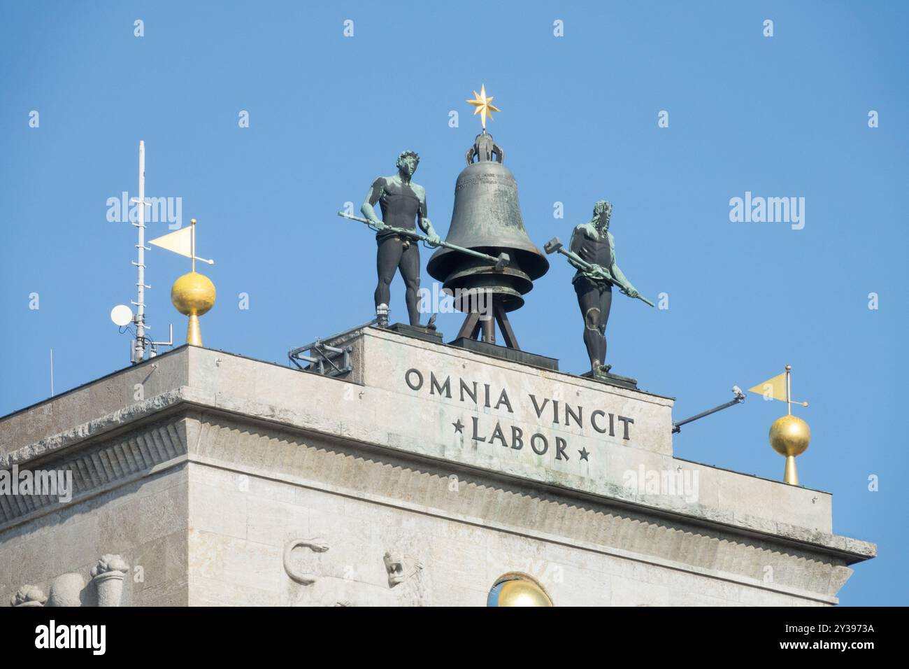 Bell Thug, Kroch Skyscraper, Augustus Square, Lipsia, Sassonia, Germania Foto Stock