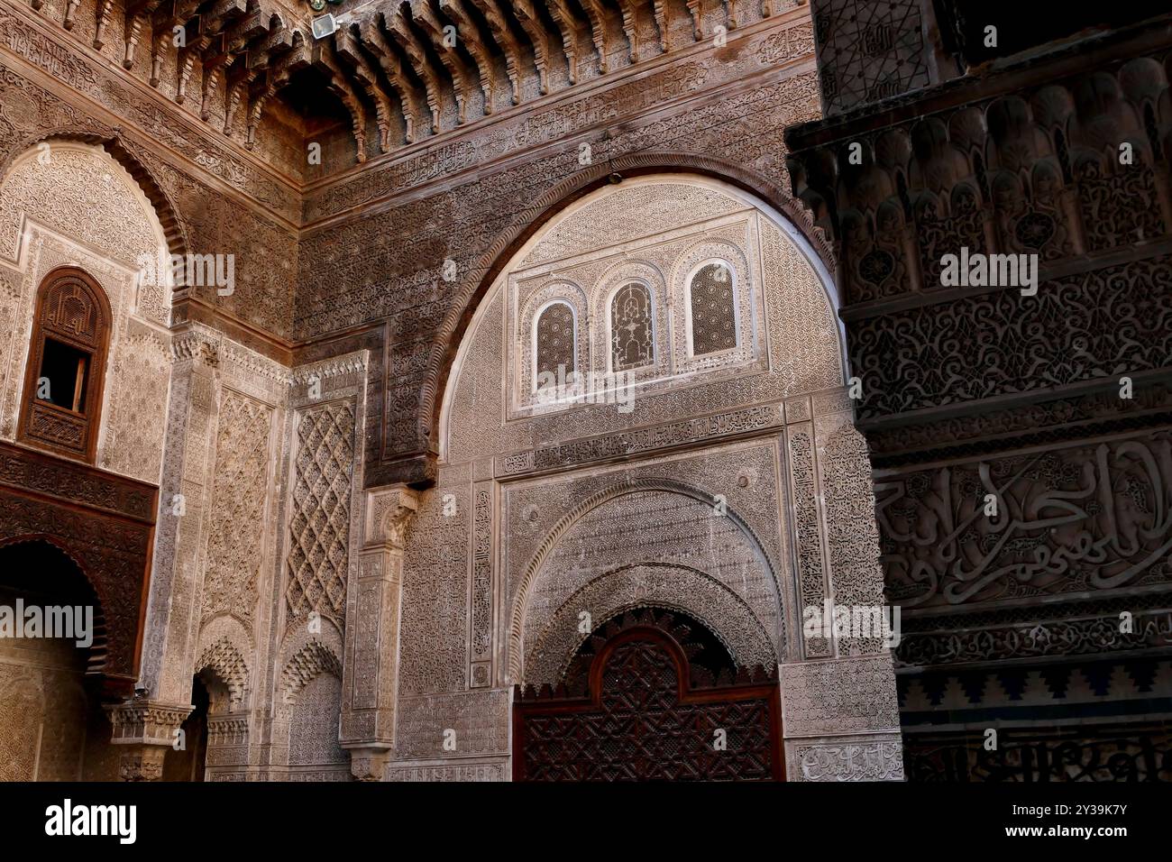 Madrasa al-Attarine, FES, Marocco, la Madrasa più bella di FES, era una delle principali scuole della dottrina religiosa Coranica Foto Stock