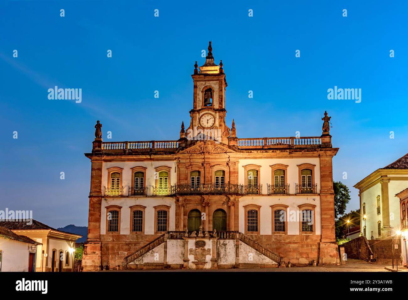 Edifici storici e case in stile barocco nella città di Ouro Preto nel Minas Gerais Foto Stock