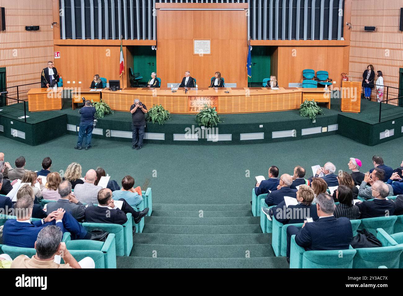 Torino, Italia. 13 settembre 2024. Alcuni momenti della cerimonia d'insediamento del procuratore generale della Repubblica di Torino, Lucia Musti presso l'Aula Magna del PalaGiustizia a Torino, Italia - Cronaca - Venerd&#xec; 13 settembre 2024 - (foto Giacomo Longo/LaPresse) alcuni momenti della cerimonia di installazione del Procuratore generale di Torino, Lucia Musti presso l'Aula Magna del PalaGiustizia di Torino, Italia - News - News - venerdì 13 settembre 2024 - LaPresse - Presse - Presse - Presse Foto Stock