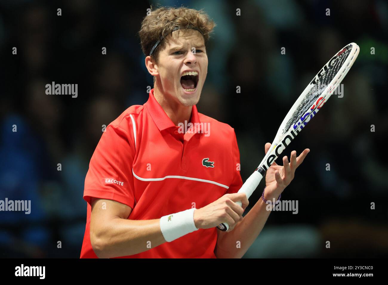 Bologna, Italia. 13 settembre 2024. Il belga Alexander Blockx reagisce durante una partita tra l'italiano Berrettini e il belga Blockx, la prima partita nel girone A delle finali di Coppa Davis tra Italia e Belgio, venerdì 13 settembre 2024, all'Unipol Arena di Bologna. BELGA PHOTO BENOIT DOPPAGNE credito: Belga News Agency/Alamy Live News Foto Stock
