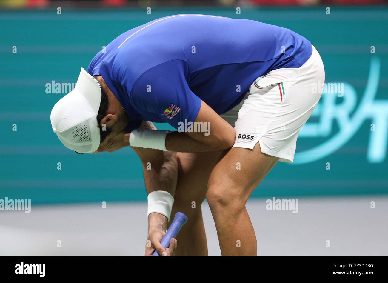 Bologna, Italia. 13 settembre 2024. Matteo Berrettini festeggia per la vittoria della finale 8 di Coppa Davis di tennis tra Matteo Berrettini (Italia) e Alexander Blockx (Belgio) presso l'arena Unipol, Casalecchio (Bologna), Bologna, Italia settentrionale, venerdì, 13 settembre 2024. Sport - Tennis - (foto Michele Nucci credito: LaPresse/Alamy Live News Foto Stock