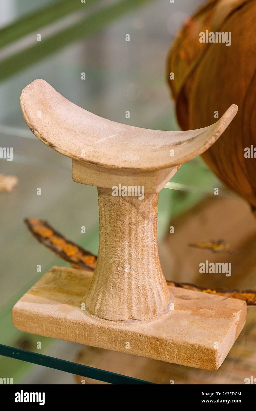 Egitto, aeroporto del Cairo, oggetti esposti nel Terminal 2 Museum. Foto Stock