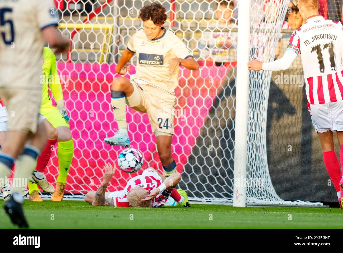 Aalborg, Danimarca. 13 settembre 2024. Superliga match tra AAB e Lyngby Boldklub all'Aalborg Portland Park venerdì 13 settembre 2024. (Foto: Henning Bagger/Scanpix 2024) credito: Ritzau/Alamy Live News Foto Stock