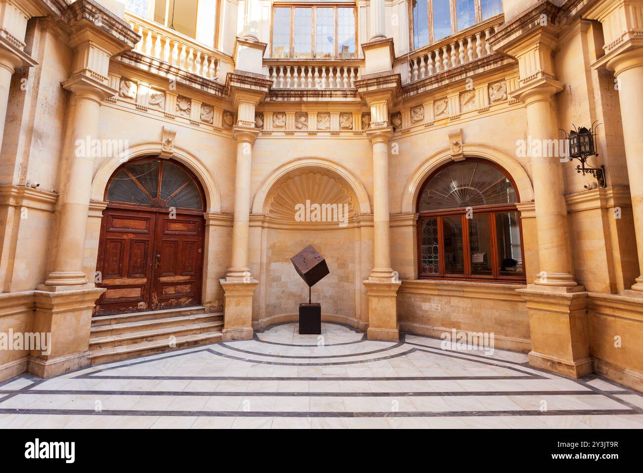 Vecchio Municipio o Loggia Veneziana nel centro di Heraklion sull'isola di Creta in Grecia Foto Stock