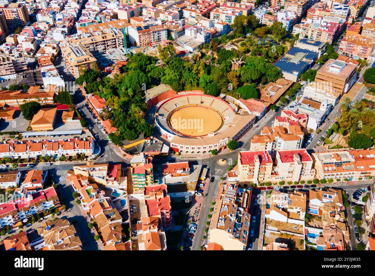 Vista panoramica aerea del centro di Fuengirola. Fuengirola è una città della provincia di Malaga in Andalusia, Spagna. Foto Stock