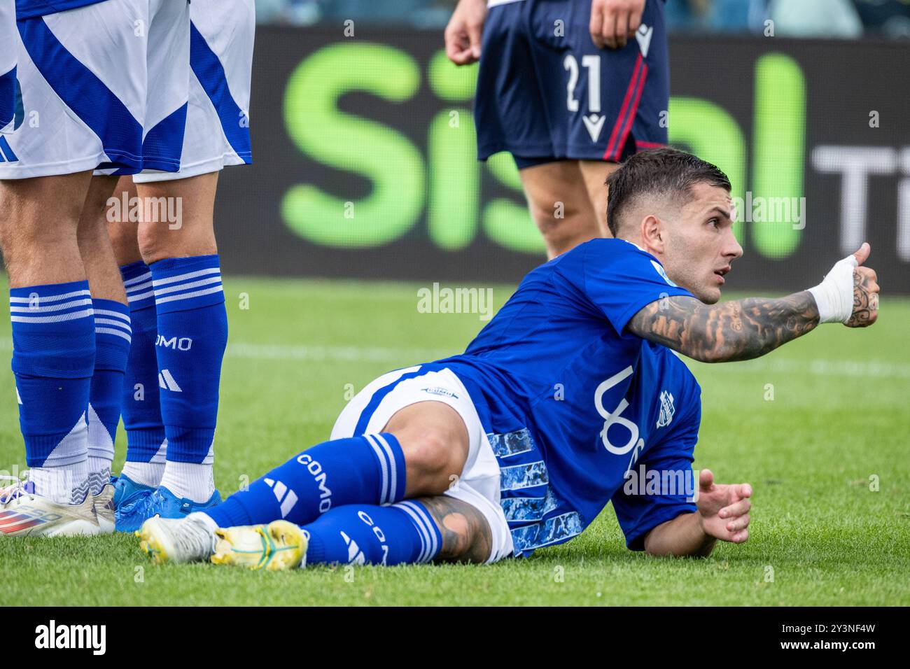 Como, Italia - spetember 14 2024 - Como vs Bologna serie A - strefezza gabriel como in tempo di difesa Credit: Kines Milano/Alamy Live News Foto Stock