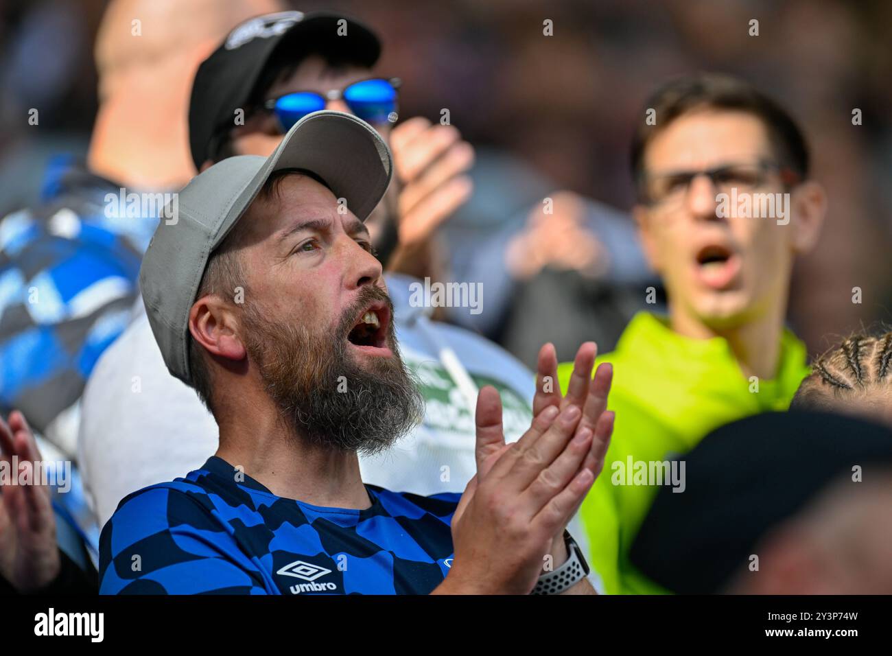 Derby County fan durante la partita del campionato Sky Bet Derby County vs Cardiff City al Pride Park Stadium, Derby, Regno Unito, 14 settembre 2024 (foto di Mark Dunn/News Images) Foto Stock