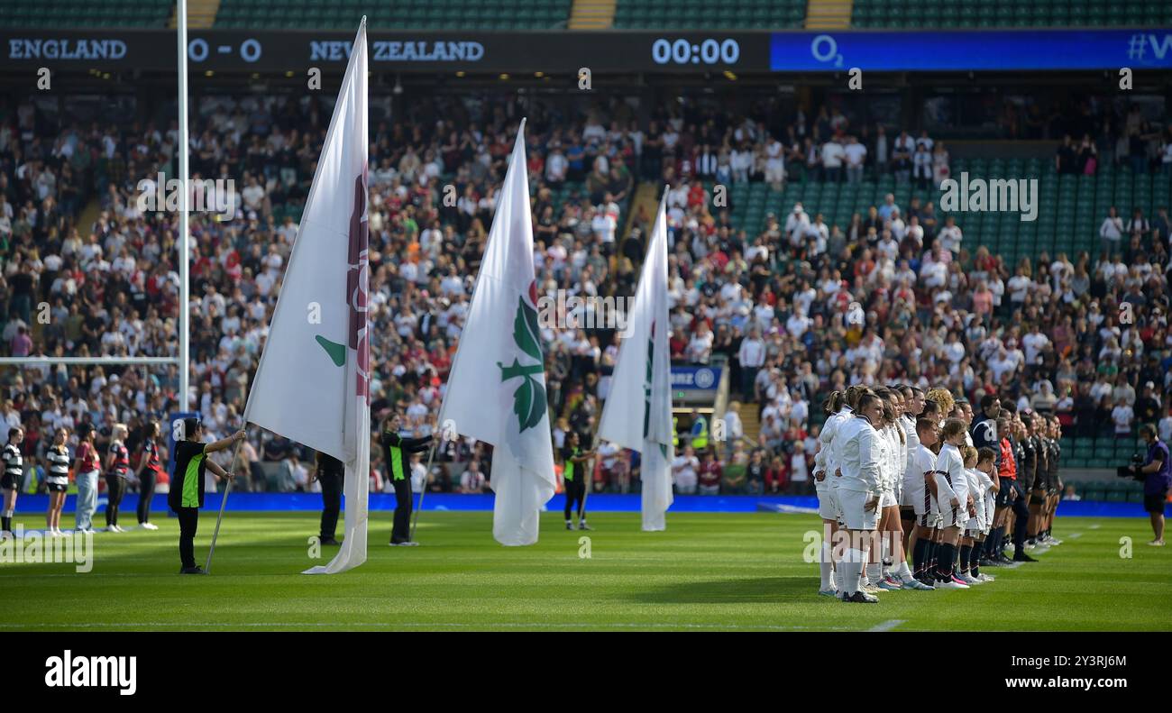 LONDRA, REGNO UNITO. , . Nations Series England Red Roses vs New Zealand Women Black Ferns all'ALLIANZ STADIUM di Twickenham il 14-settembre 2024 a Londra, Inghilterra Credit: PATRICK ANTHONISZ/Alamy Live News Foto Stock