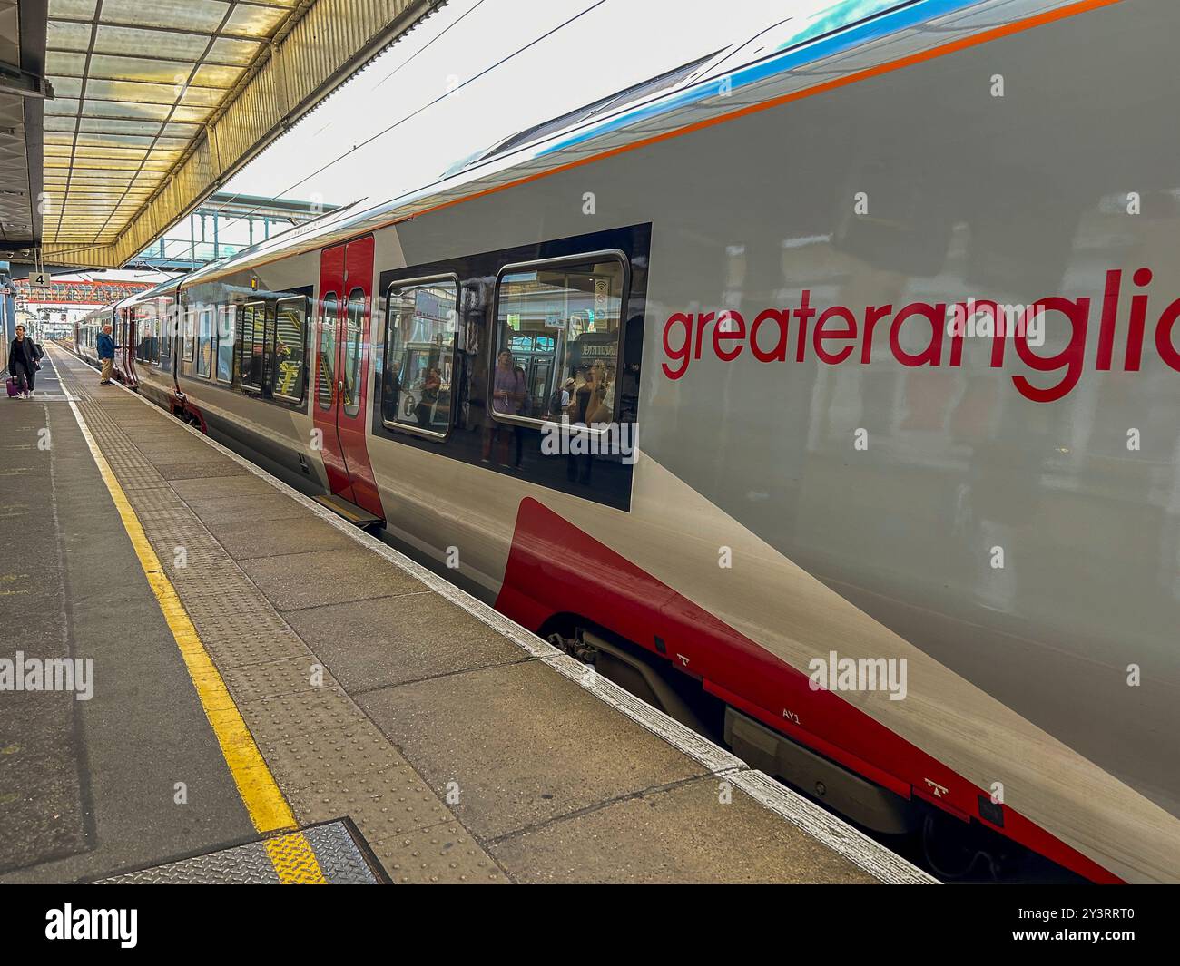 Cambridge, Inghilterra, Vista laterale, Treno, sul binario, Stazione ferroviaria « Greater Anglia Railroad Co. » viaggio in treno Foto Stock