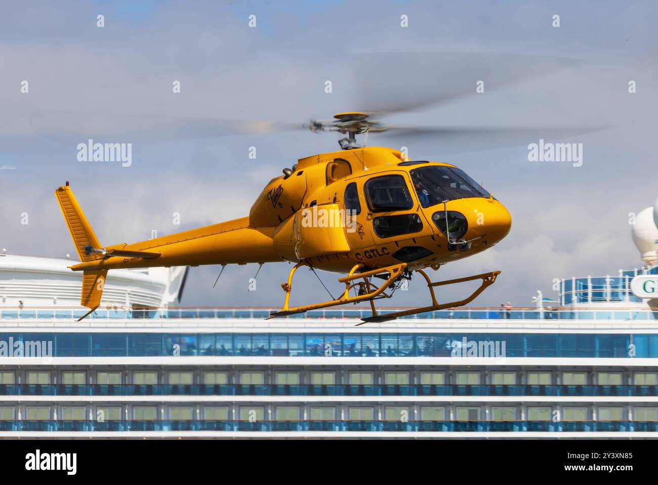 Canada, Vancouver 10. Agosto 2024: C-FMGL - Leonardo AW139 dalla London Air Services Foto Stock