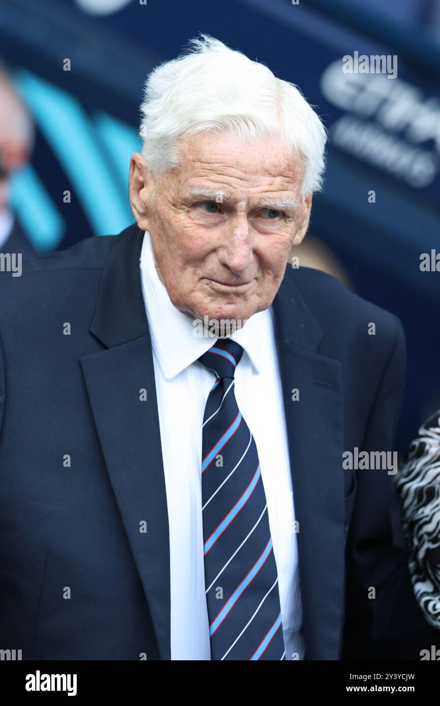 Manchester, Regno Unito. 14 settembre 2024. L'ex giocatore e allenatore del Manchester City Tony Book durante la partita tra Manchester City FC e Brentford FC English Premier League all'Etihad Stadium di Manchester, Inghilterra, Regno Unito il 14 settembre 2024 Credit: Every Second Media/Alamy Live News Foto Stock