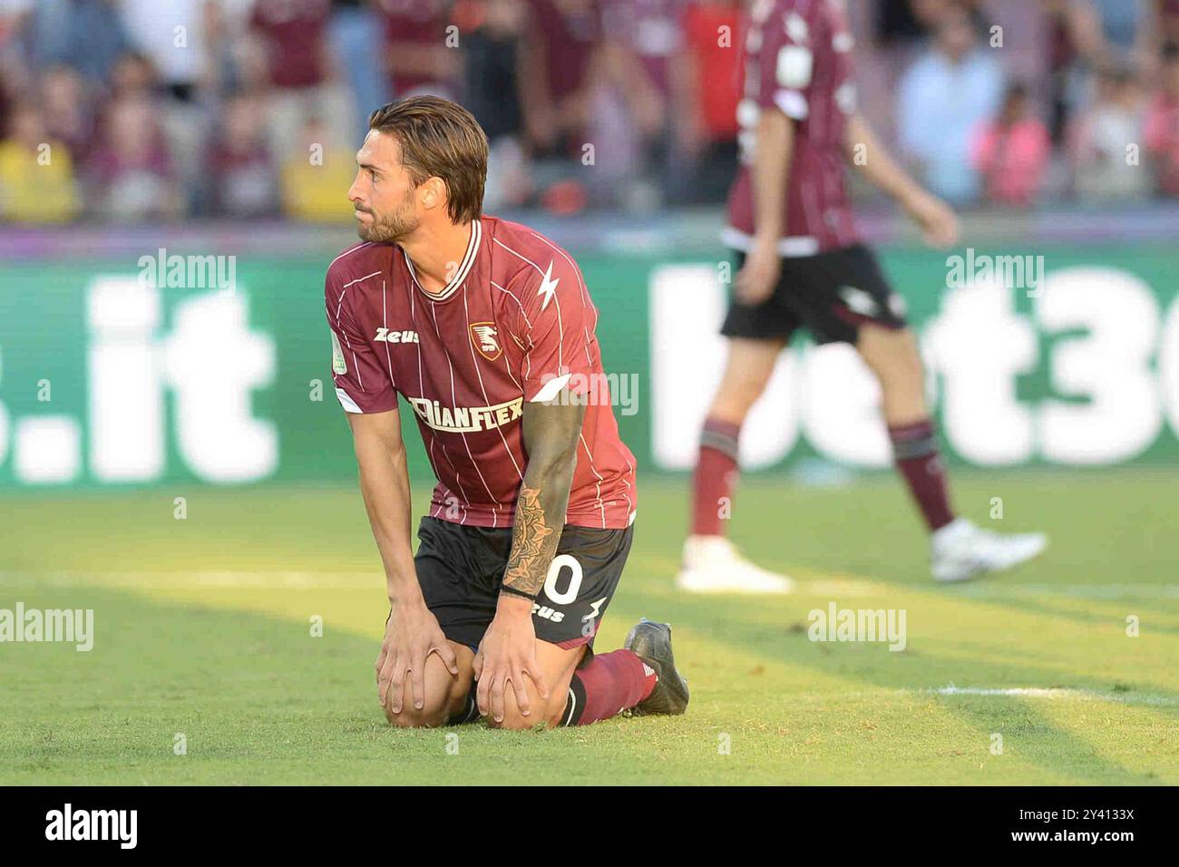 Salerno, Italia, 15 settembre ,2024 Ernesto Torregrossa di US Salernitana 1924 gesti durante il calcio BKT tra US Salernitana 1919 vs AC Pisa calcio :Agostino Gemito/ Alamy Live News Foto Stock