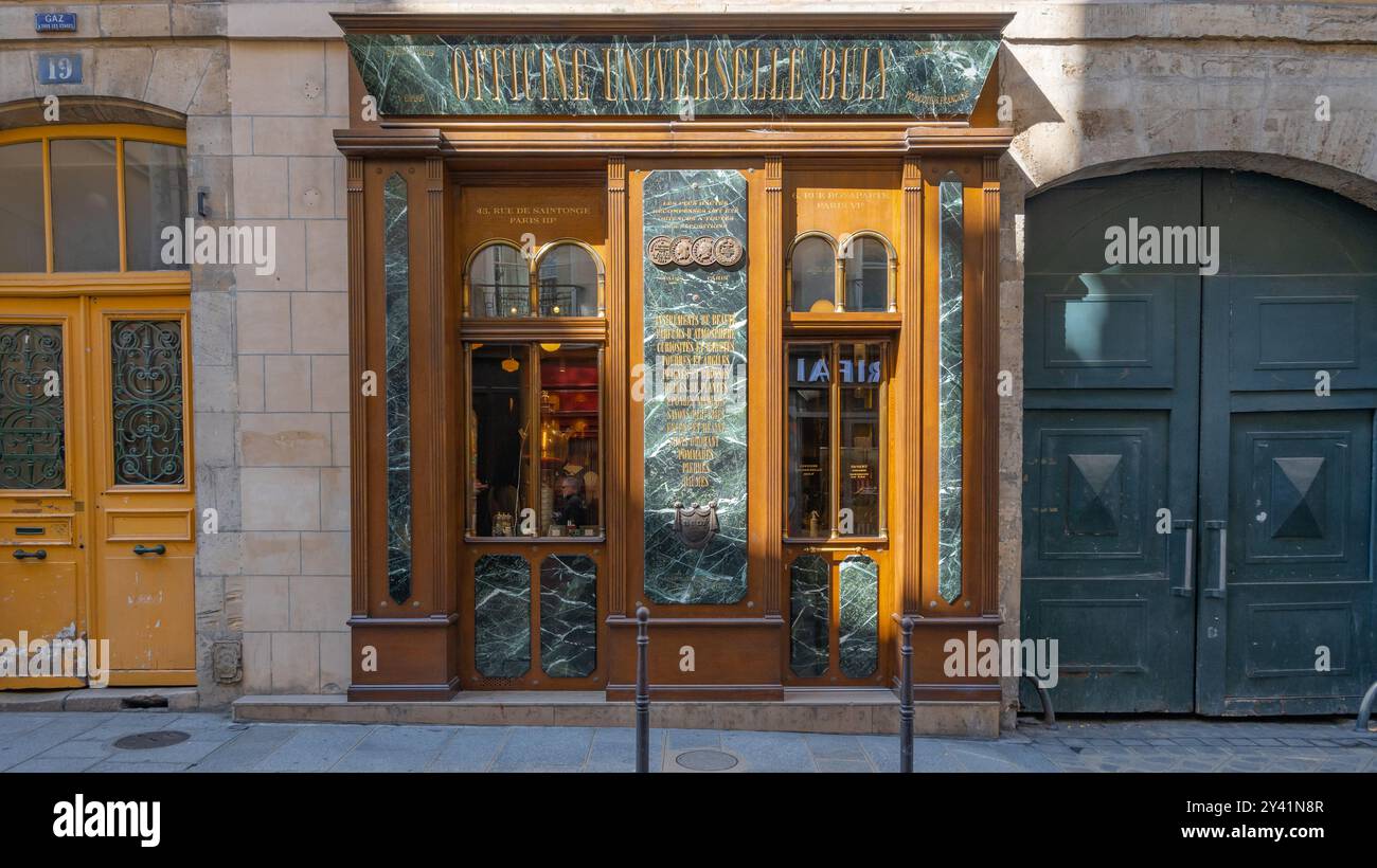 Parigi, Francia, Officine Universelle Buly in Rue Vieille du Temple, solo editoriale. Foto Stock