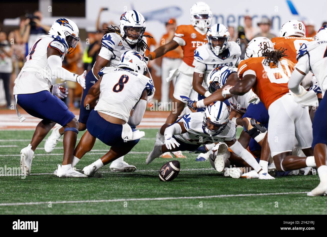 Austin, Stati Uniti. 14 settembre 2024. L'UTSA gioca a UT ad Austin, Texas, il 14 settembre 2024. (Foto di: Stephanie Tacy/Sipa USA) credito: SIPA USA/Alamy Live News Foto Stock