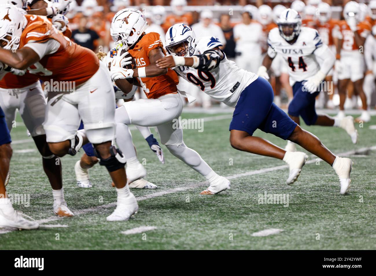 Austin, Stati Uniti. 14 settembre 2024. L'UTSA gioca a UT ad Austin, Texas, il 14 settembre 2024. (Foto di: Stephanie Tacy/Sipa USA) credito: SIPA USA/Alamy Live News Foto Stock
