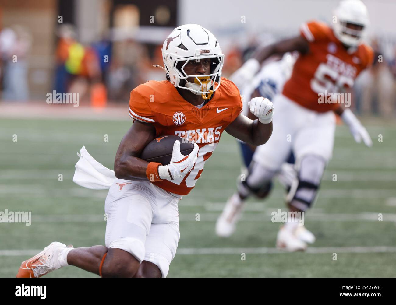 Austin, Stati Uniti. 14 settembre 2024. L'UTSA gioca a UT ad Austin, Texas, il 14 settembre 2024. (Foto di: Stephanie Tacy/Sipa USA) credito: SIPA USA/Alamy Live News Foto Stock