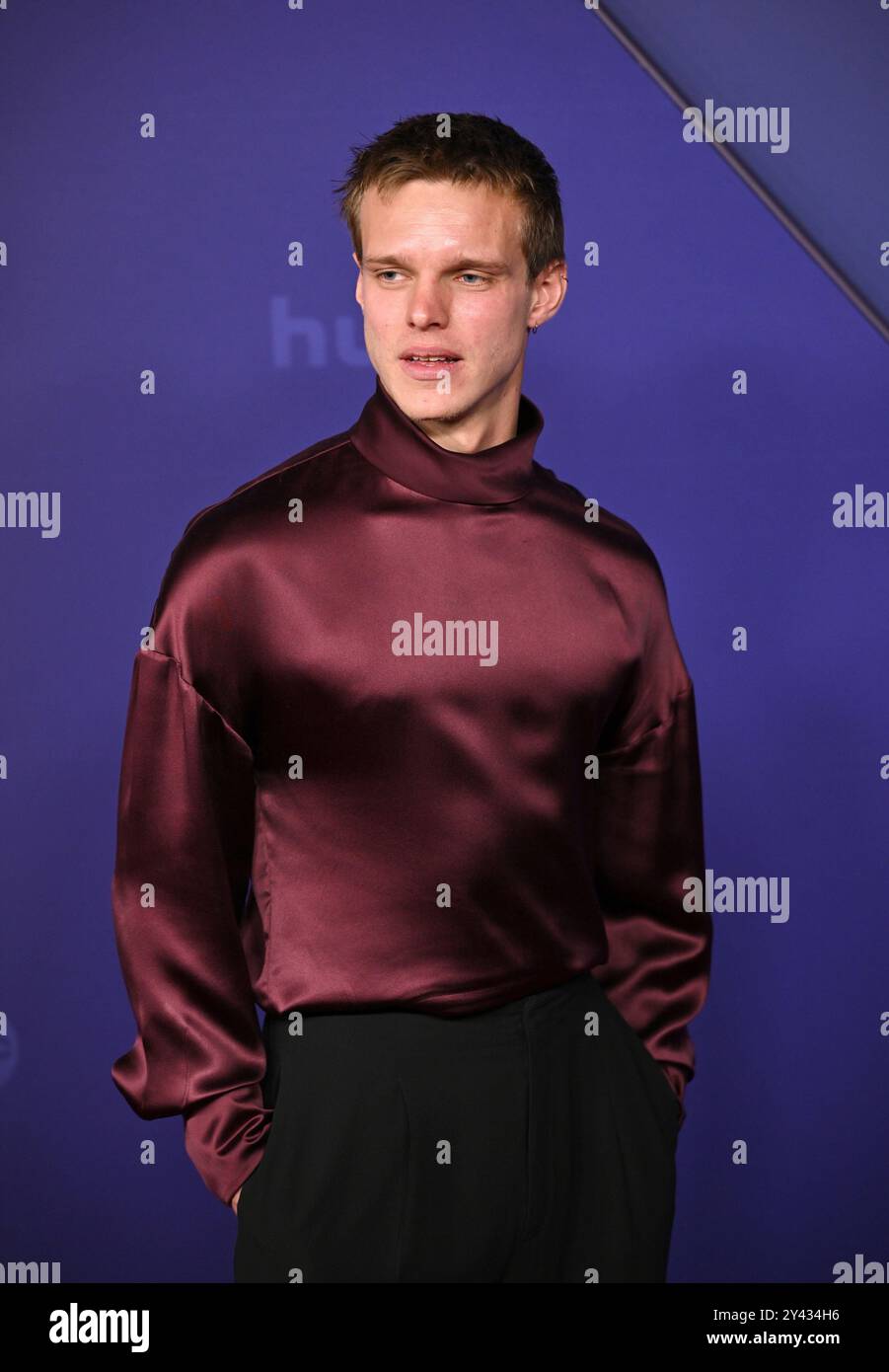 Los Angeles, Stati Uniti. 15 settembre 2024. Finn Bennett arriva per il 76° Primetime Emmy Awards annuale al Peacock Theater di Los Angeles domenica 15 settembre 2024. Foto di Chris Chew. Crediti: UPI/Alamy Live News Foto Stock