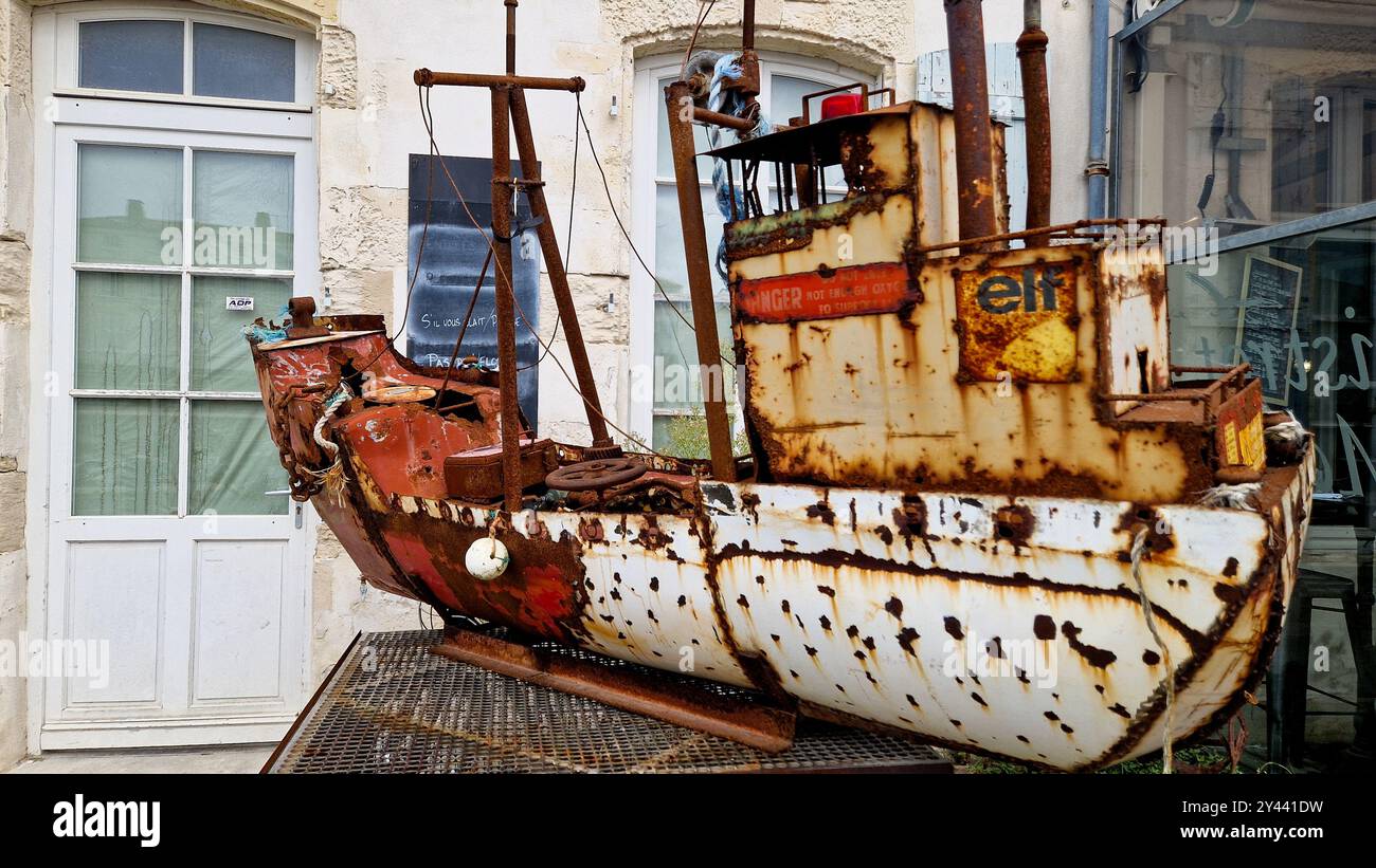 Relitto navale, opere d'arte, Saint-Martin de Ré, isola di Ré, Deux-Sèvres, Francia Foto Stock