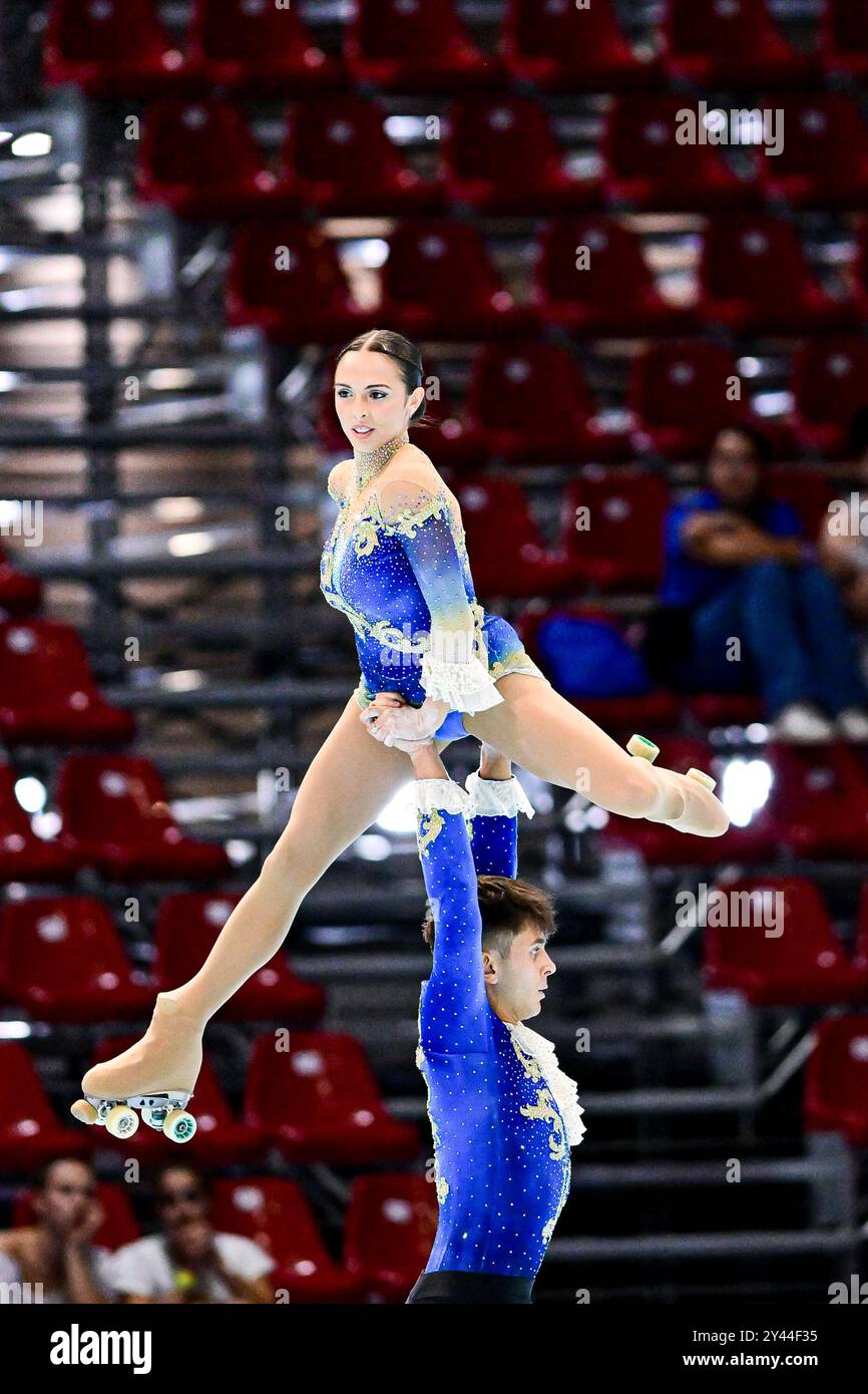 MICOL MILLS & TOMMASO CORTINI (ITA), durante Senior Pairs, Short Program, agli Artistic World Skate Games 2024, alla Fiera di Rimini, il 15 settembre 2024 a Rimini. (Foto di Raniero Corbelletti/AFLO) Foto Stock