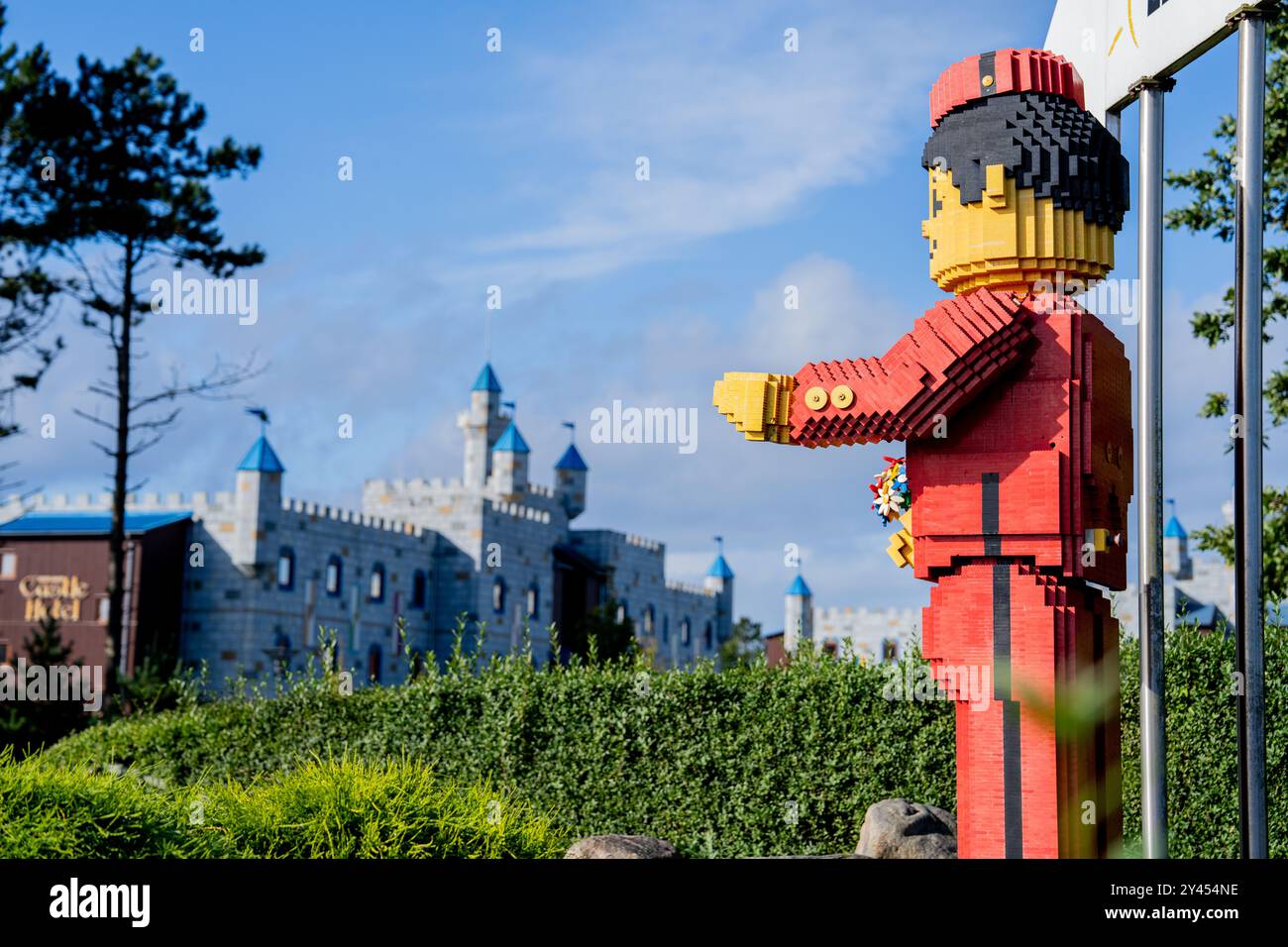 Vista su un hotel nel villaggio di Billund, Danimarca, l'11 settembre 2024. (Foto di Manuel Romano/NurPhoto) Foto Stock