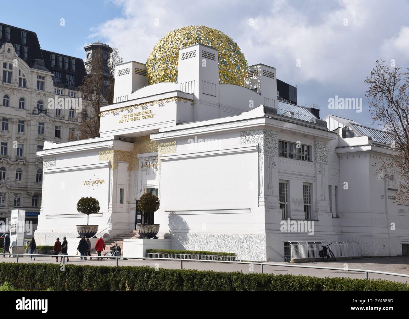 L'edificio della Secessione, un manifesto architettonico, ha molto in comune con lo stile Art Nouveau, l'architetto Josef Maria Olbrich, costruito nel 1897-8 Foto Stock