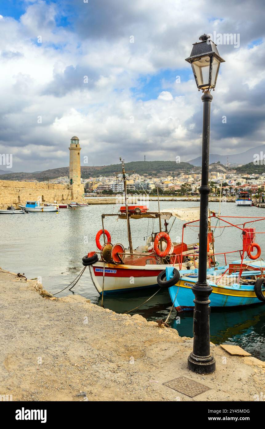 Faro del porto veneziano in Rethymnon - Crete, Grecia Foto Stock