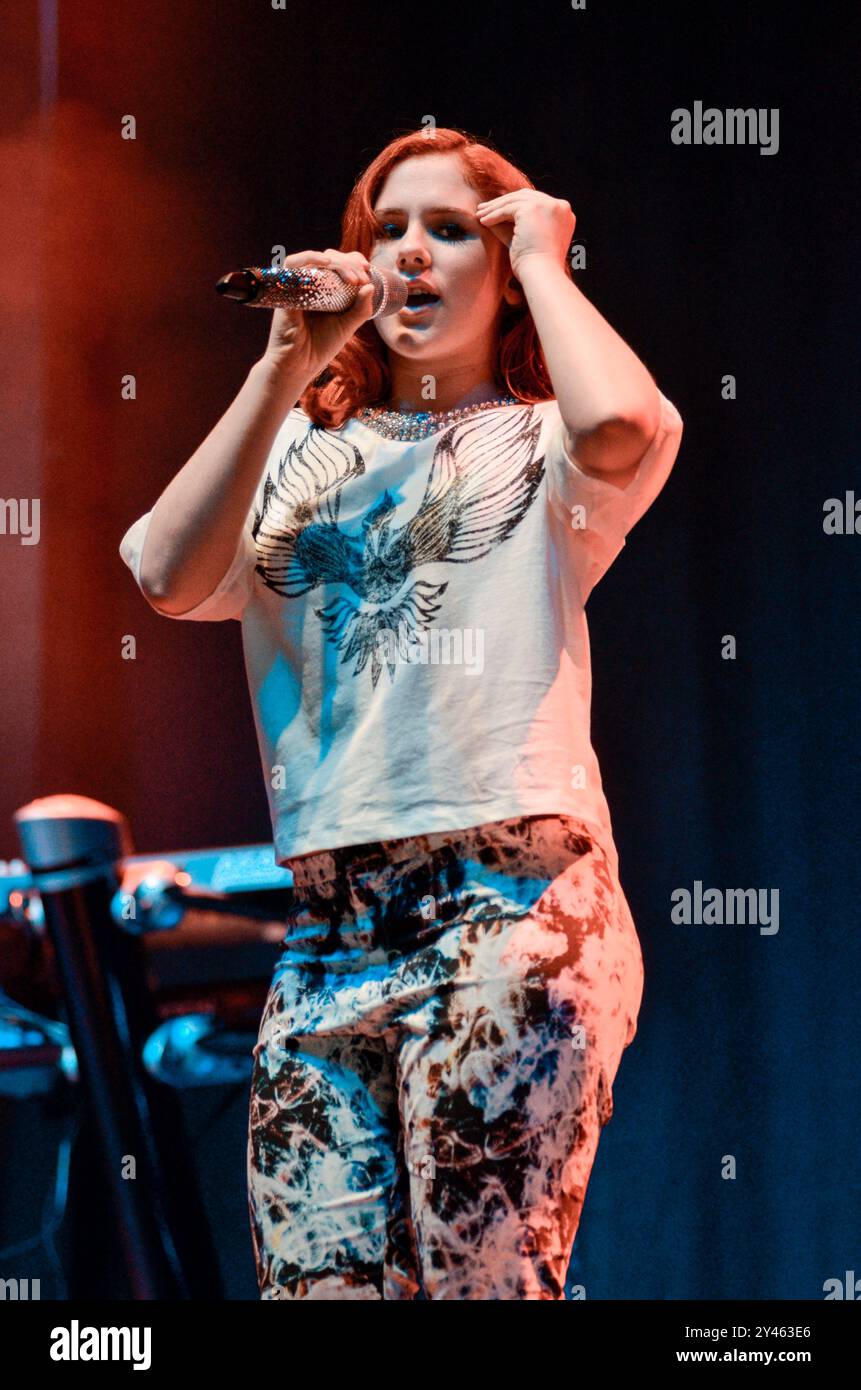 Katy B, V2013, Hylands Park, Chelmsford, Essex, Regno Unito - 17 agosto 2013 Foto Stock