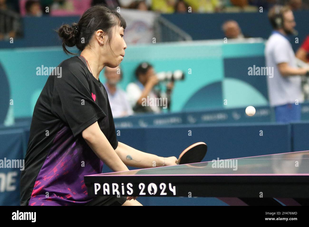 Shiau Wen TIAN del Taipei cinese nel Para Ping-Ping - Women's Singles - WS10 ai Giochi Paralimpici 2024 a Parigi, Francia Foto Stock