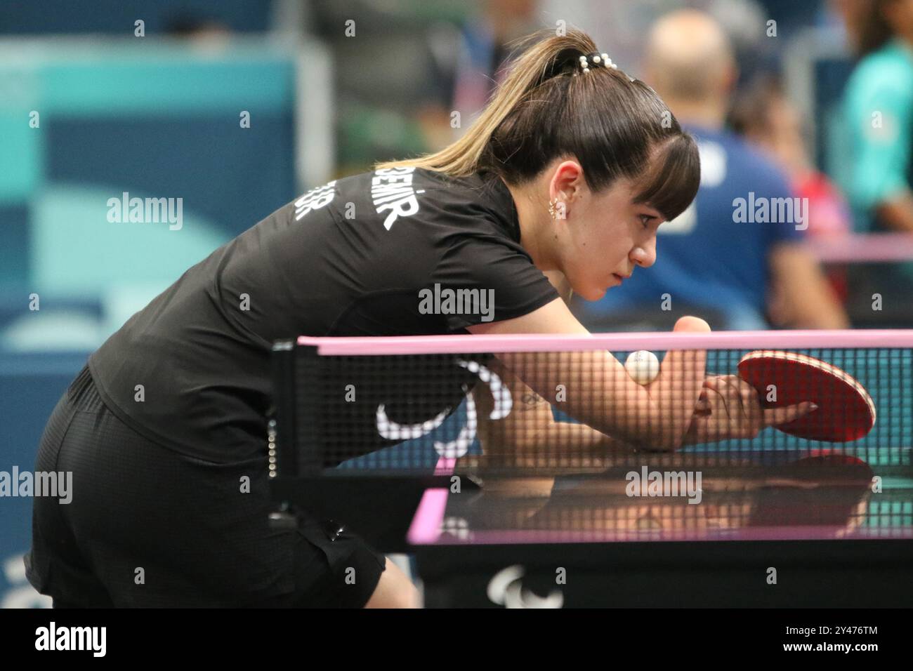 Merve DEMIR della Turchia (Türkiye) nel Para Ping-Pong - Women's Singles - WS10 alle partite paralimpiche 2024 a Parigi, Francia Foto Stock