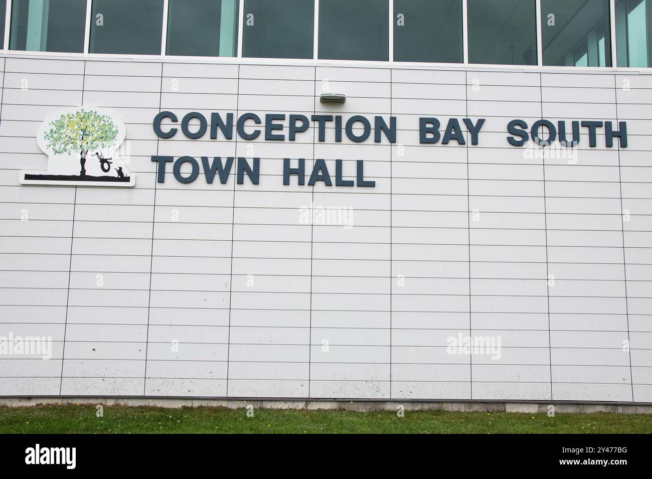 Cartello del municipio di Conception Bay South in Remembrance Square a Conception Bay South, Newfoundland & Labrador, Canada Foto Stock