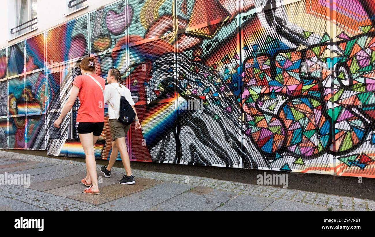 City Town District Neustadt Dresden Sassonia Germania Europa German European Street Art Graffiti Lifestyle vita quotidiana Foto Stock