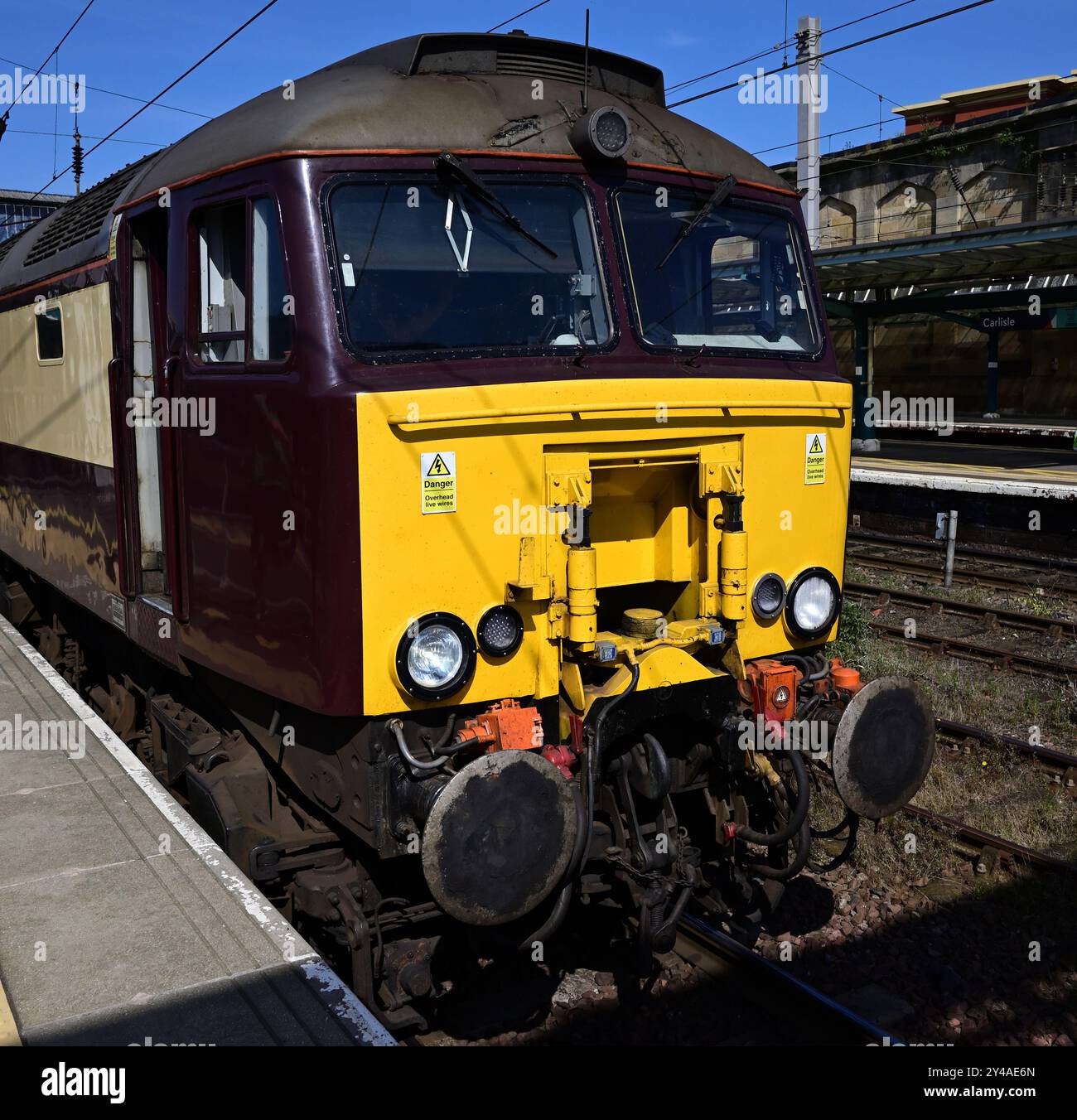 West Coast Railways Class 57/3 diesel No 57313 Scarborough Castle presso la stazione di Carlisle Citadel, sul retro della Northern Belle da Hull. Foto Stock