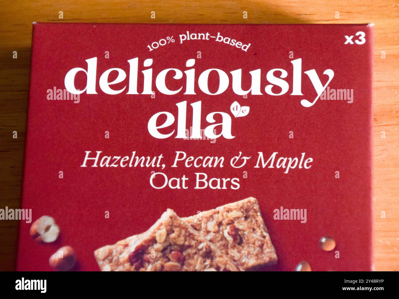 Londra, Regno Unito. 17 settembre 2024. Deliziosamente Ella, un marchio di cibo vegano fondato da Ella Mills, è stato venduto al gruppo svizzero Hero. Il marchio è noto per le barrette vegane e i cereali. Crediti: Vuk Valcic/Alamy Live News Foto Stock