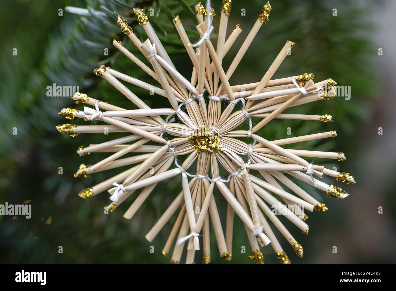 Decorazioni nostalgiche dell'albero di Natale Foto Stock