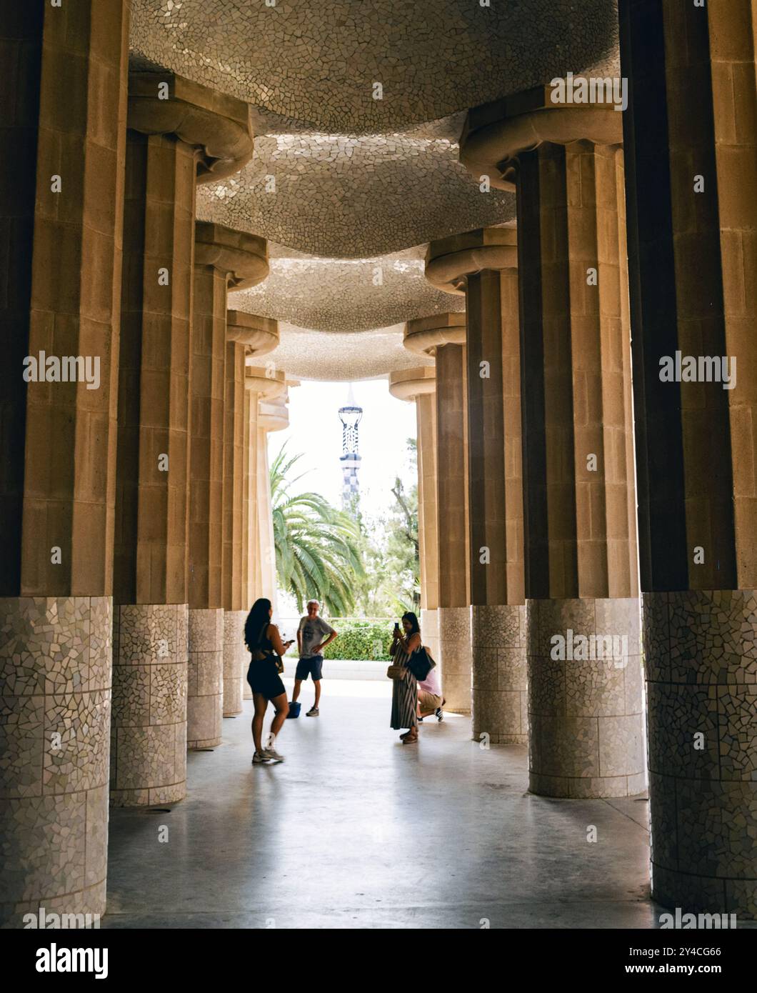 Hypostyle Hall, Park Güell, Barcellona, Catalogna, Spagna, Europa. Foto Stock