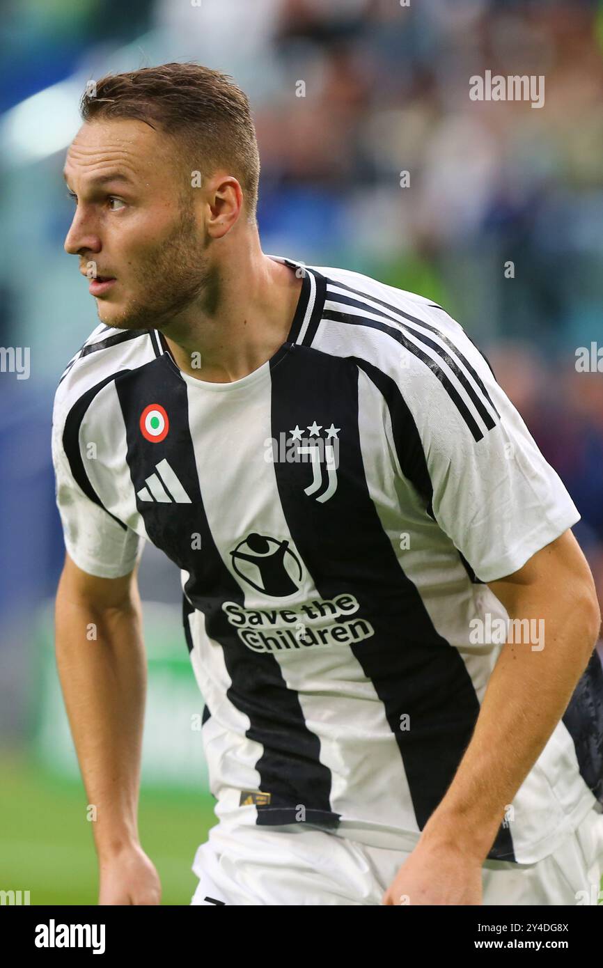 Teun Koopmeiners della Juventus FC durante la partita di UEFA Champions League tra Juventus FC e PSV Eindhoven all'Allianz Stadium il 17 settembre 2024 Foto Stock