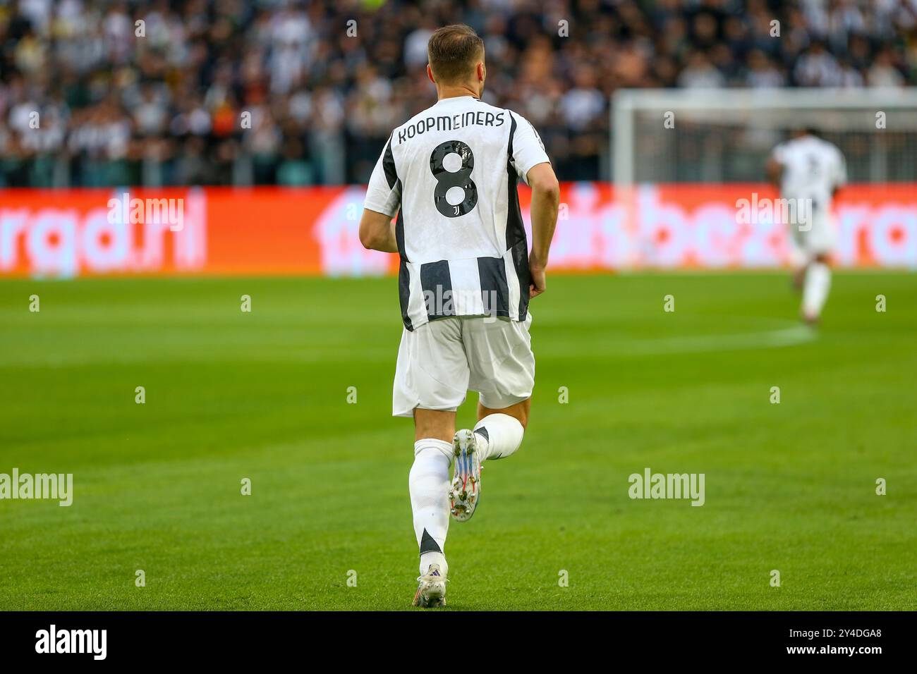 Teun Koopmeiners della Juventus FC durante la partita di UEFA Champions League tra Juventus FC e PSV Eindhoven all'Allianz Stadium il 17 settembre 2024 Foto Stock