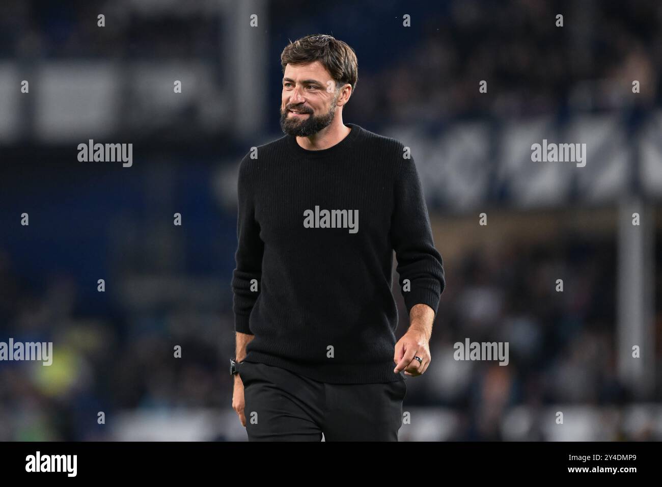 Russell Martin manager del Southampton sorride tutti davanti alla partita della Carabao Cup Everton vs Southampton al Goodison Park, Liverpool, Regno Unito, 17 settembre 2024 (foto di Cody Froggatt/News Images) Foto Stock