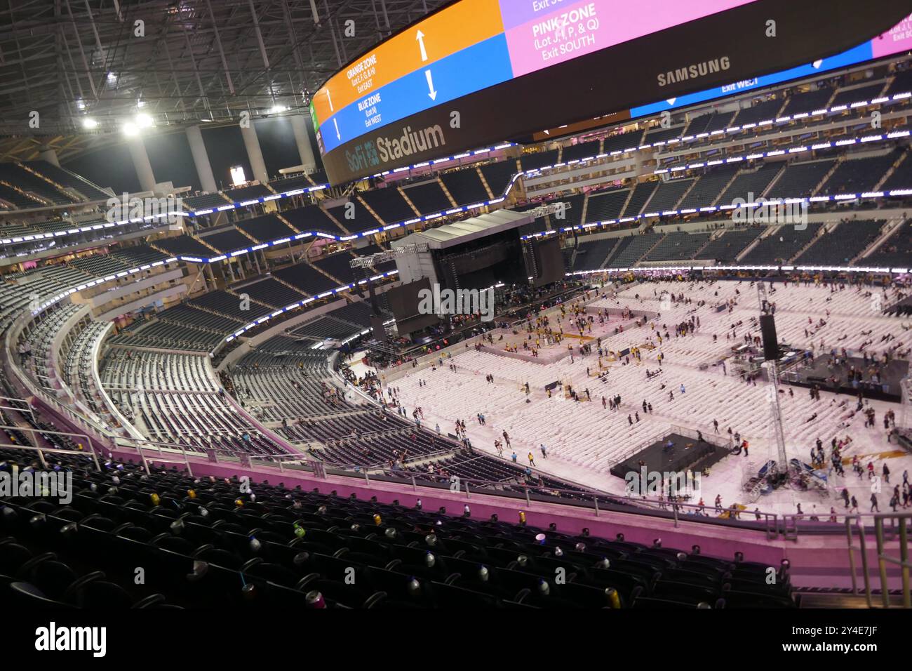 Inglewood, California, USA 14 settembre 2024 Green Day the Saviors Tour Concert al Sofi Stadium il 14 settembre 2024 a Inglewood, California, USA. Foto di Barry King/Alamy Stock Photo Foto Stock