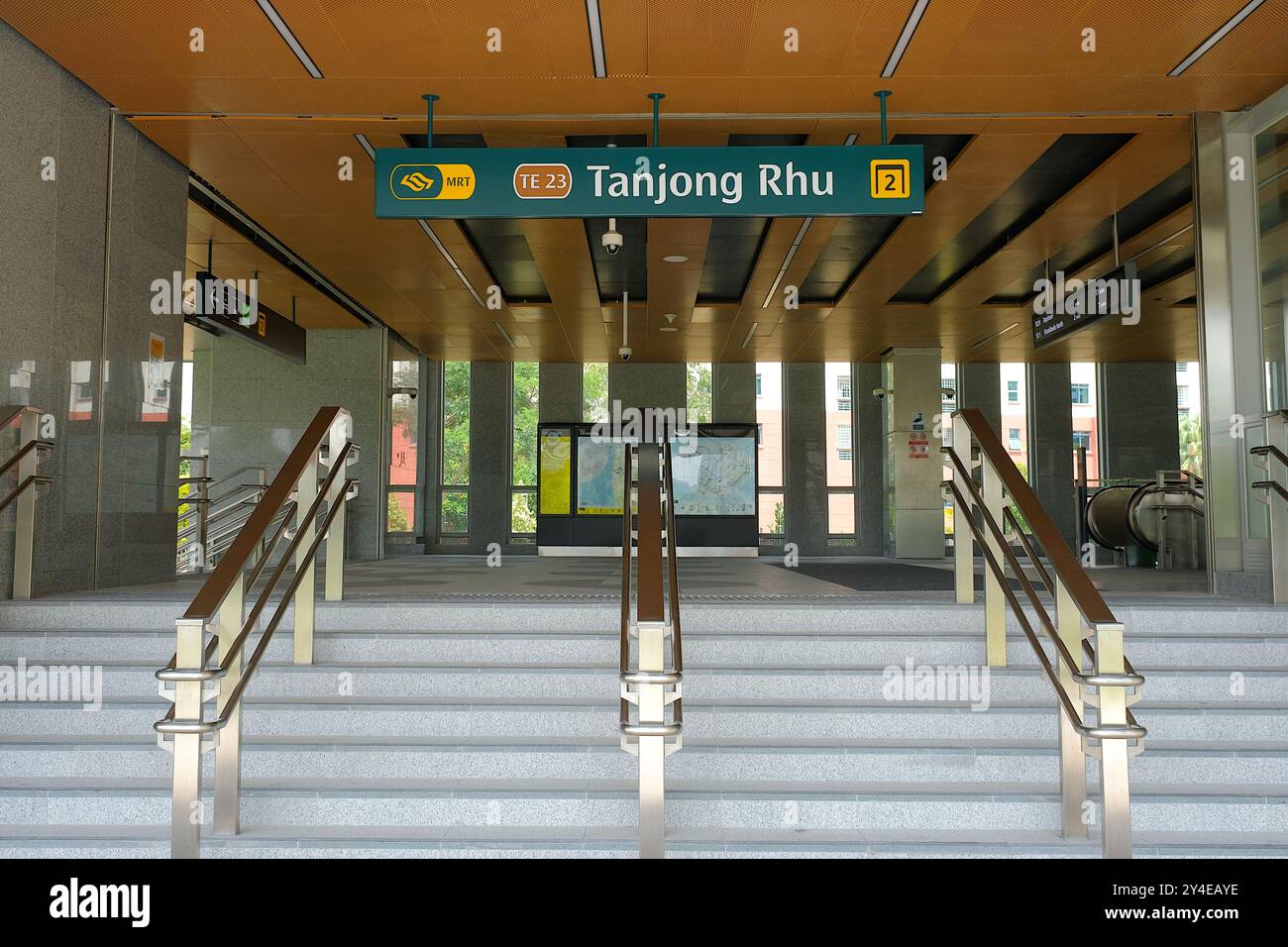 La stazione di Tanjong Rhu lungo la linea MRT Thomson-East Coast (TEL), è stata inaugurata il 23 giugno 2024 come parte della fase 4 dell'estensione della rete ferroviaria Foto Stock