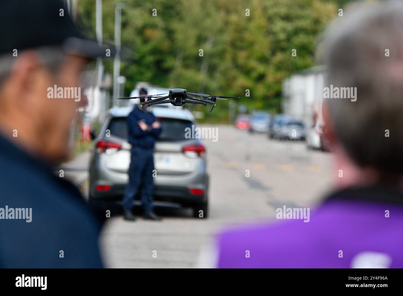 Accademia nazionale di polizia di Rouen Oissel (Francia settentrionale). Pilota di UAV e istruttore in occasione di una giornata aperta Foto Stock